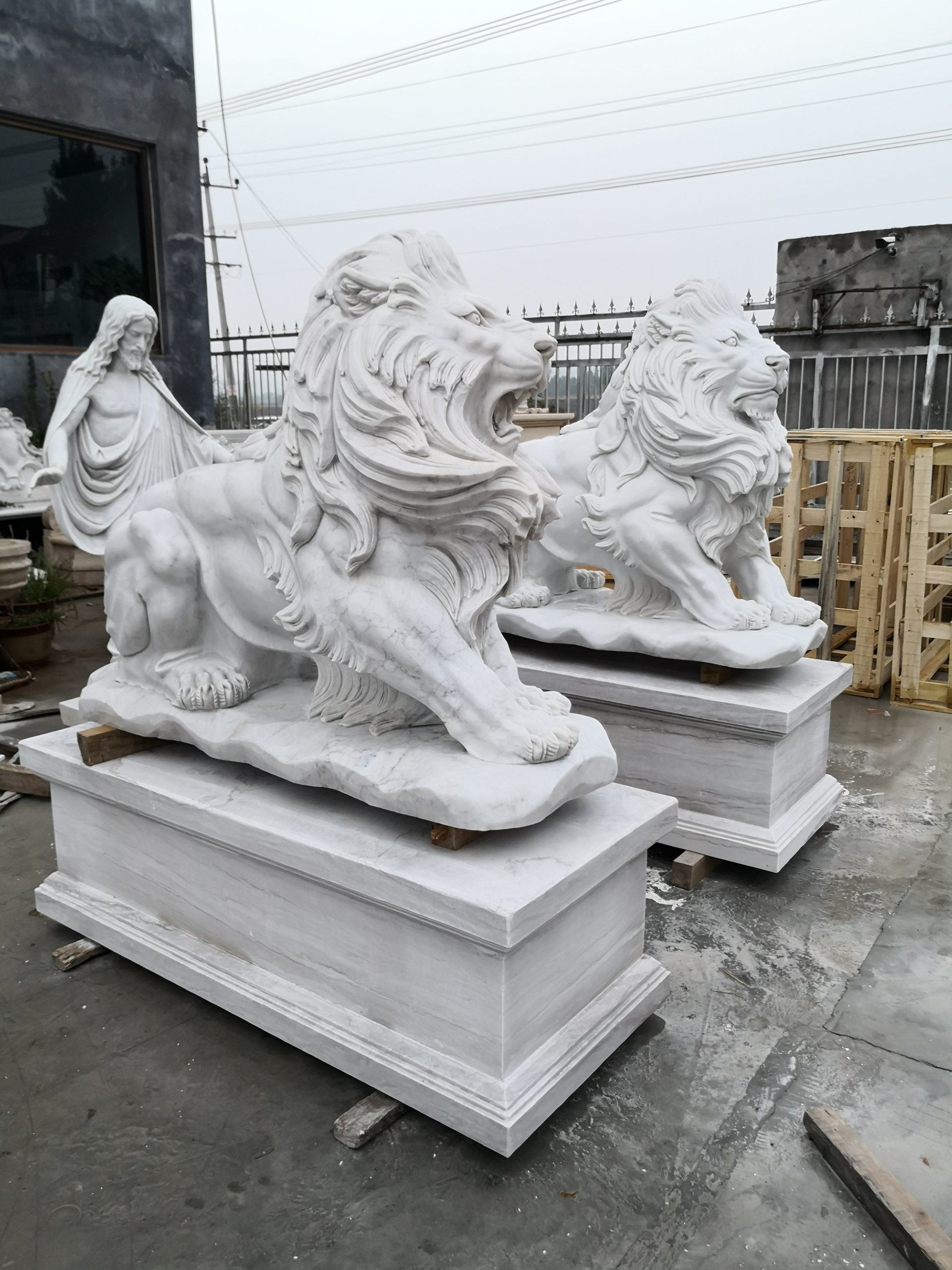 Majestic Wildlife Bronze Sculpture