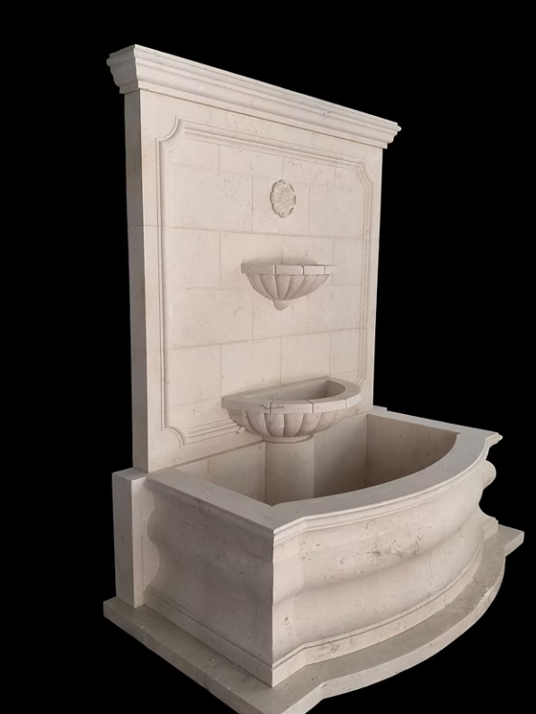 Elegance in Motion: Captivating Fountains Sculpture