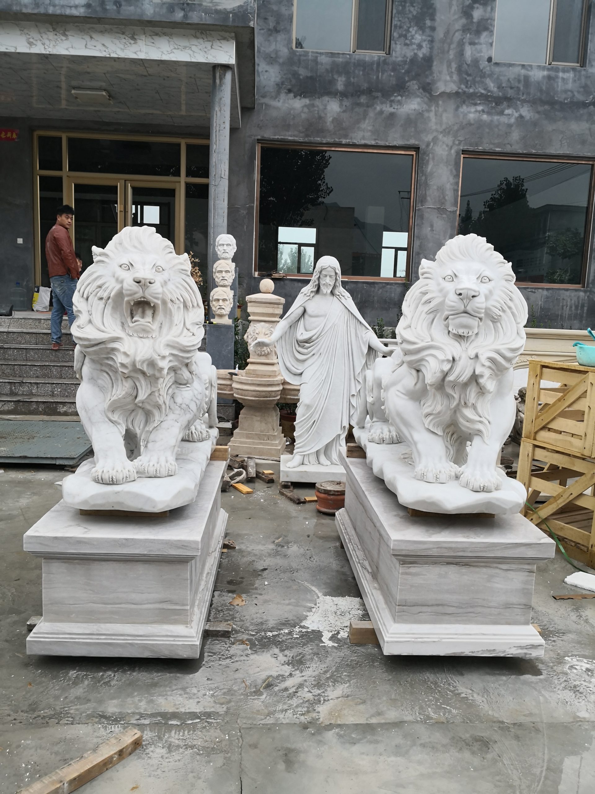 Elegant Untamed Animals Sculpture