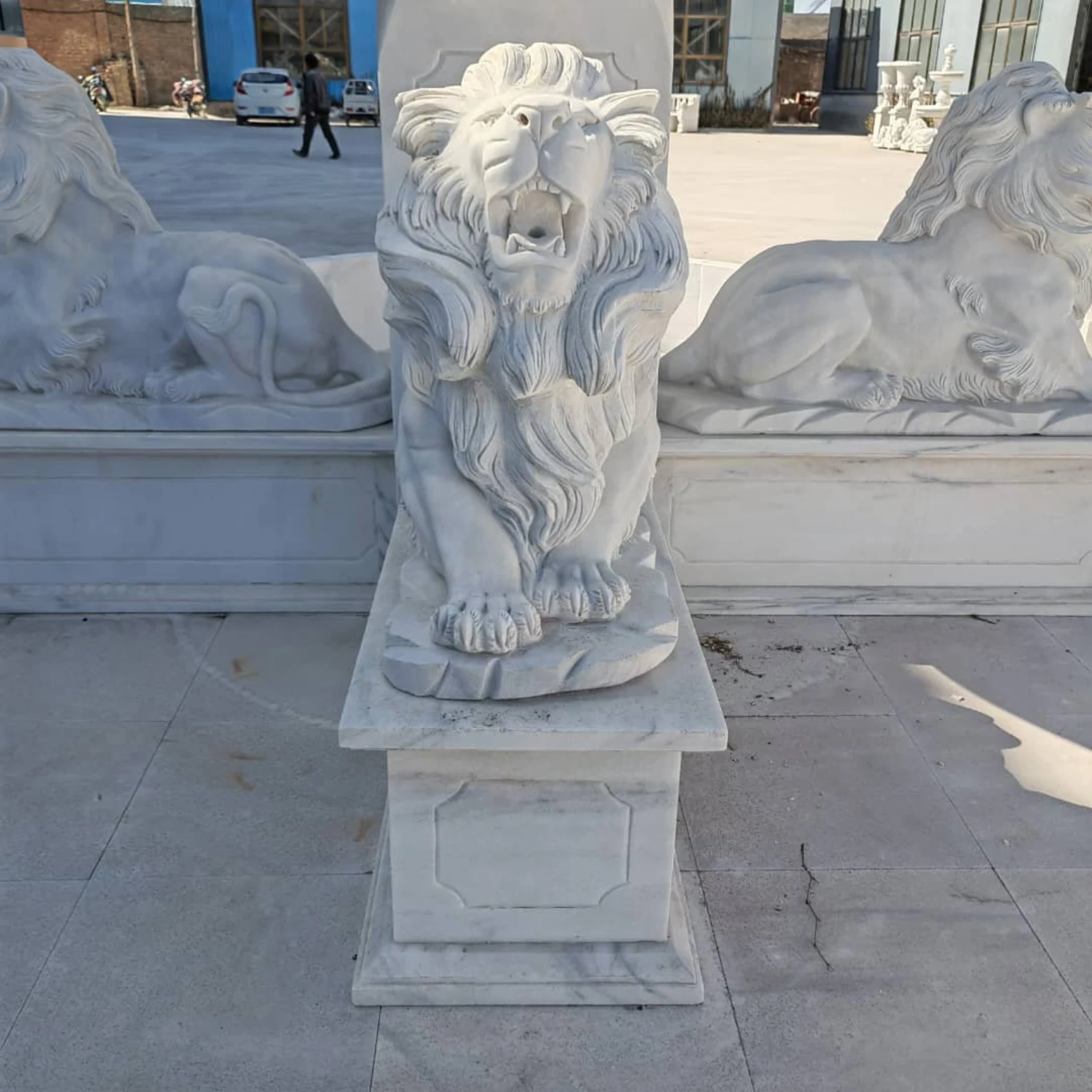 Elegance in Water: Classic Sculpted Fountain