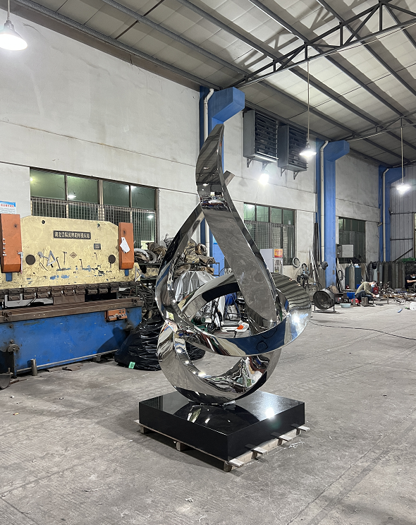 Abstract Stainless 2: A Modern Art Statement