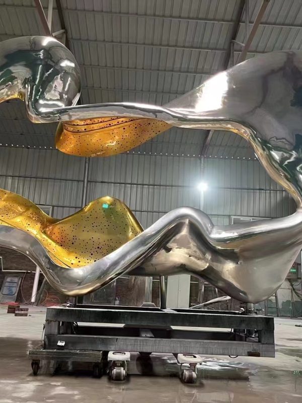 Abstract Form 1 – Elegant Bronze Sculpture