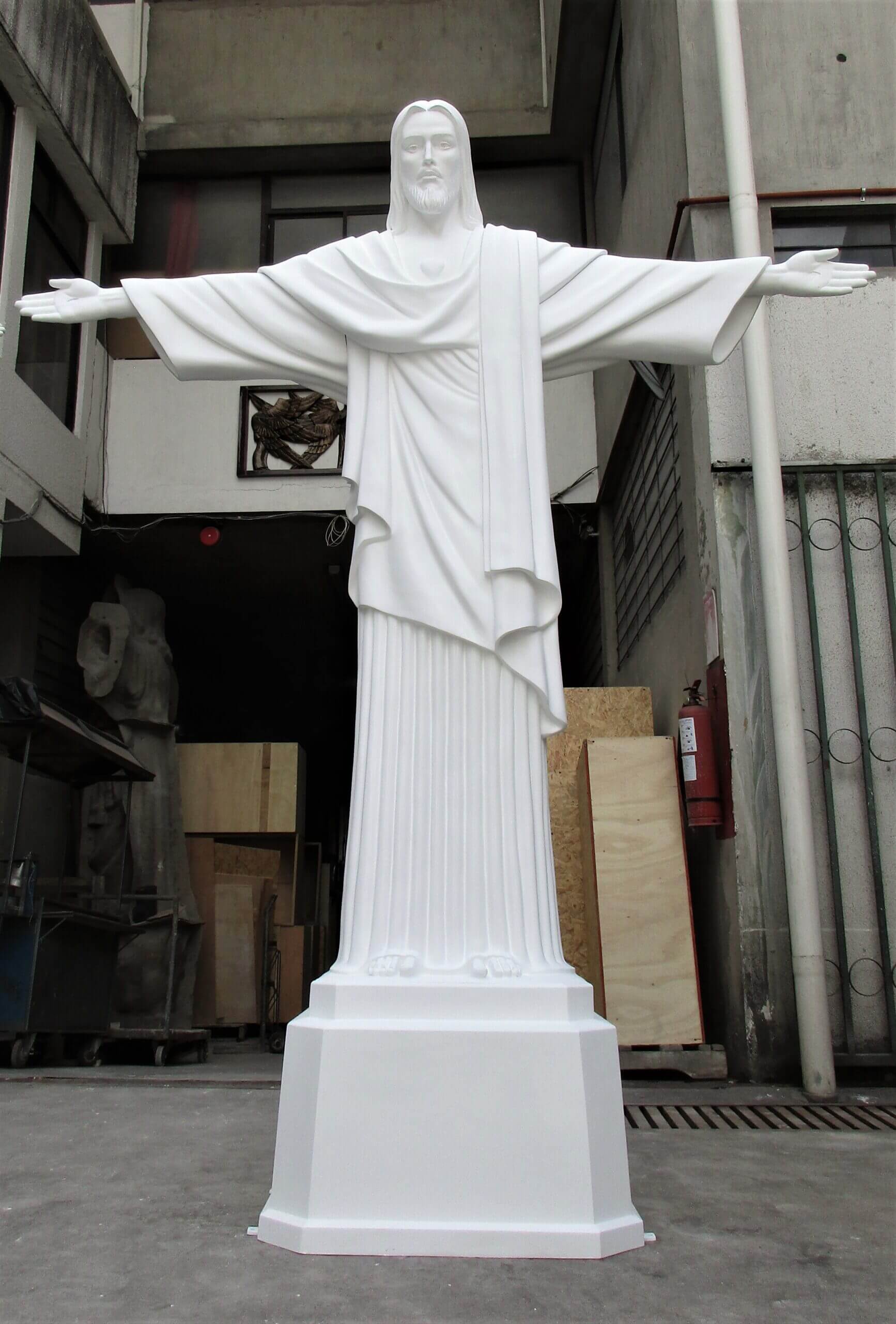 Christ the Redeemer 84″