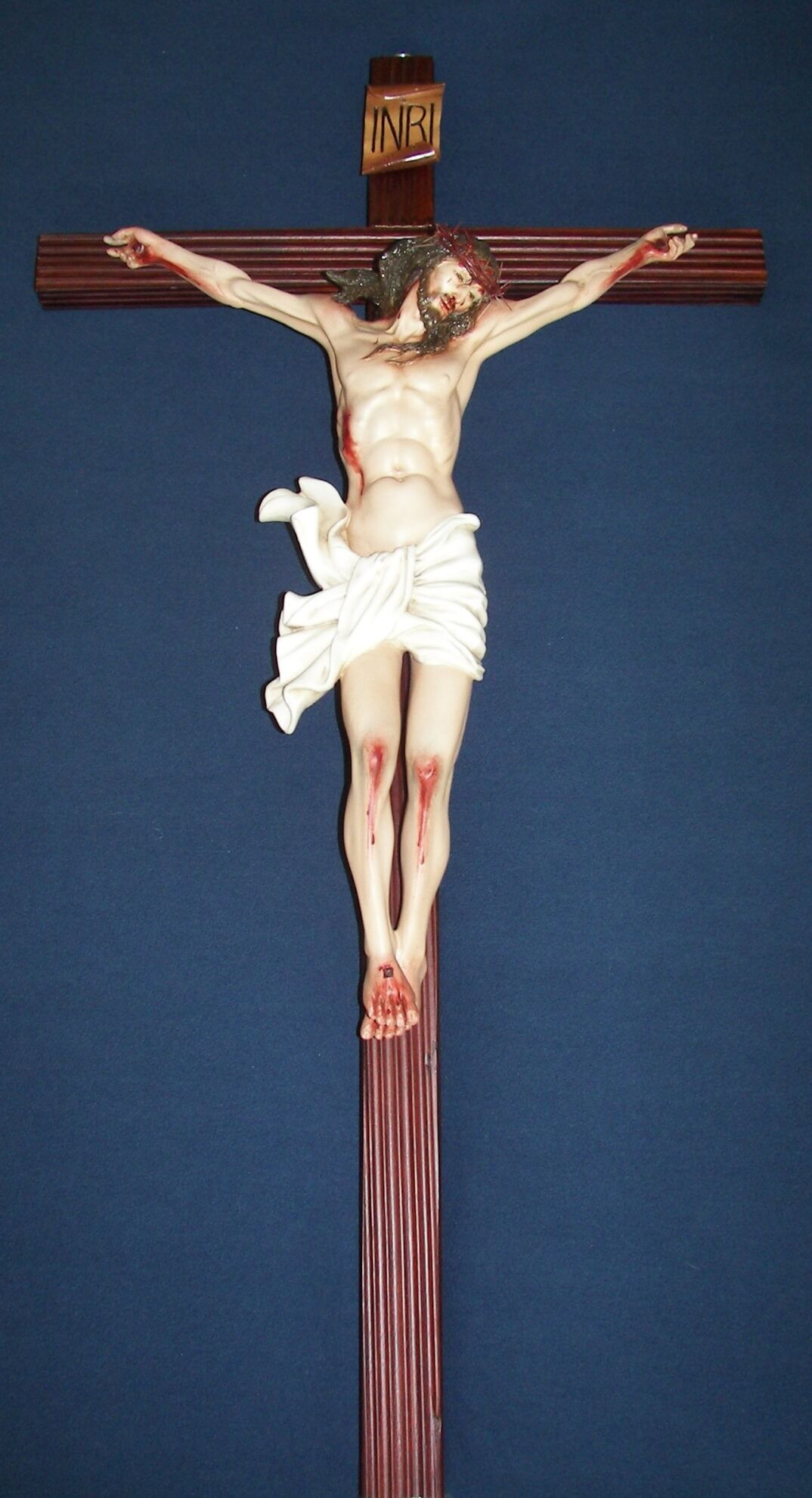 Crucifix 45″ stylish