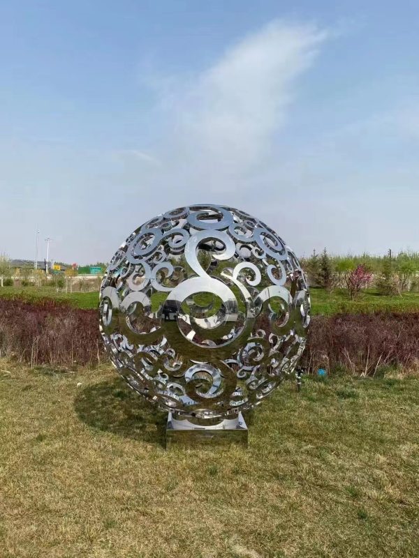 Curlz: Elegant Abstract Bronze Sculpture