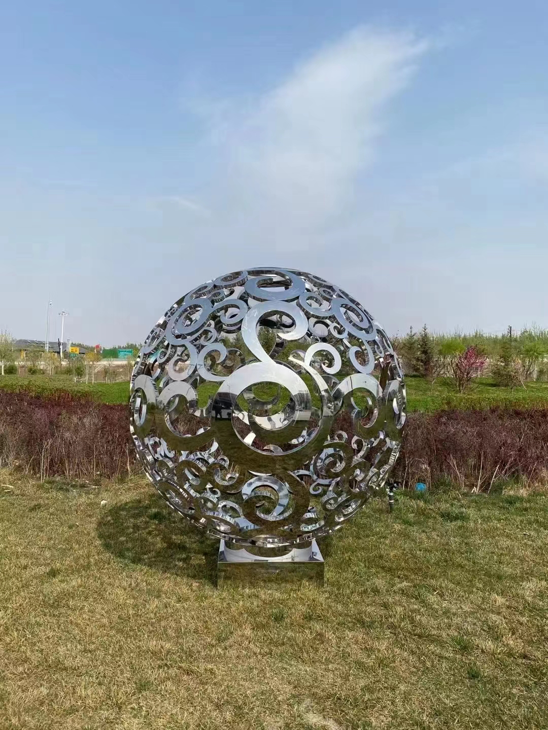 Curlz: Elegant Abstract Bronze Sculpture