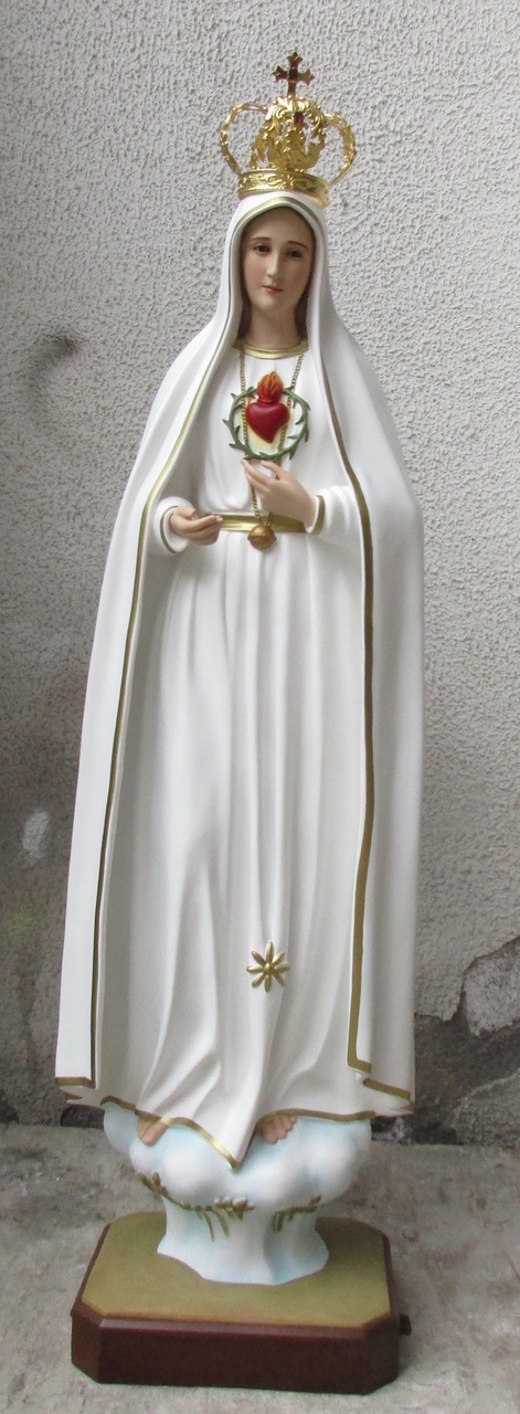 Fatima 49″ with Heart