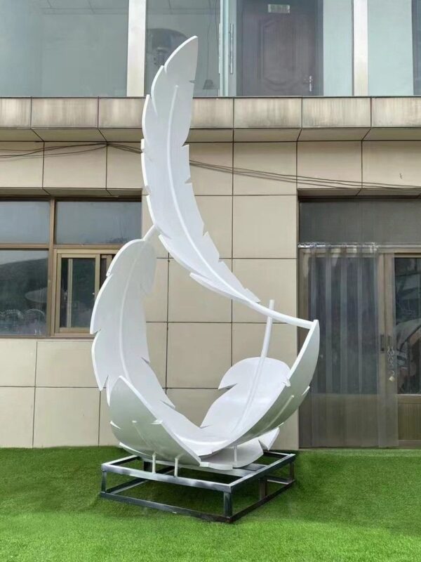 Feathers: Elegant Bronze Decorative Sculpture