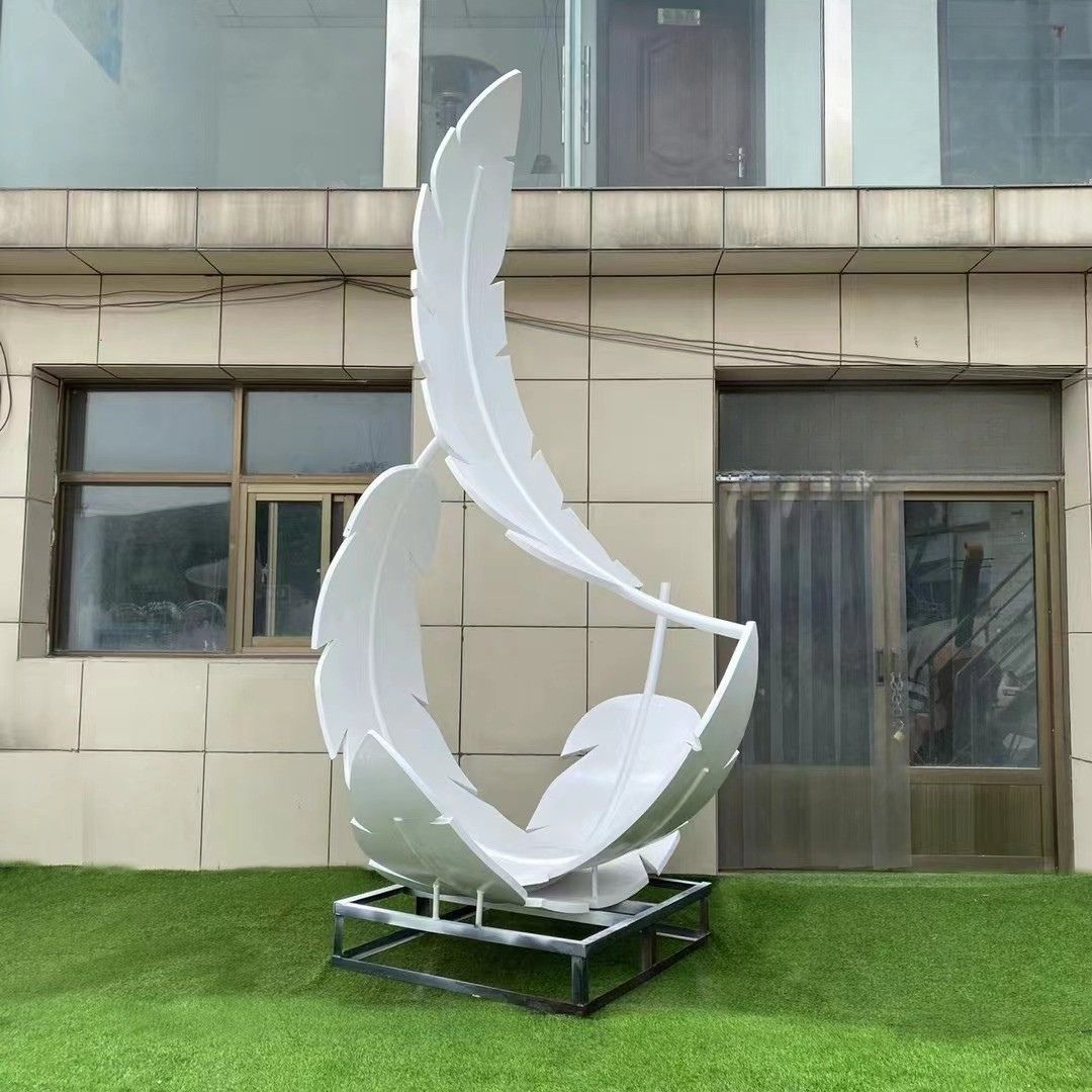 Feathers: Elegant Bronze Decorative Sculpture