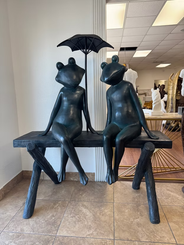 Elegant Frog Trio Bronze Sculpture