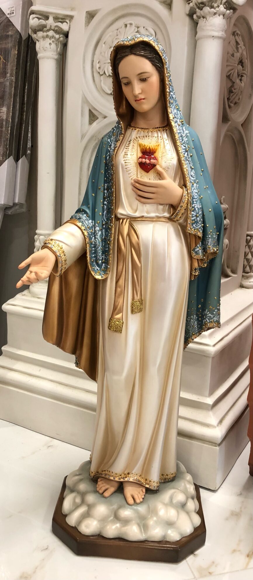 Immaculate Heart 33″ Fancy