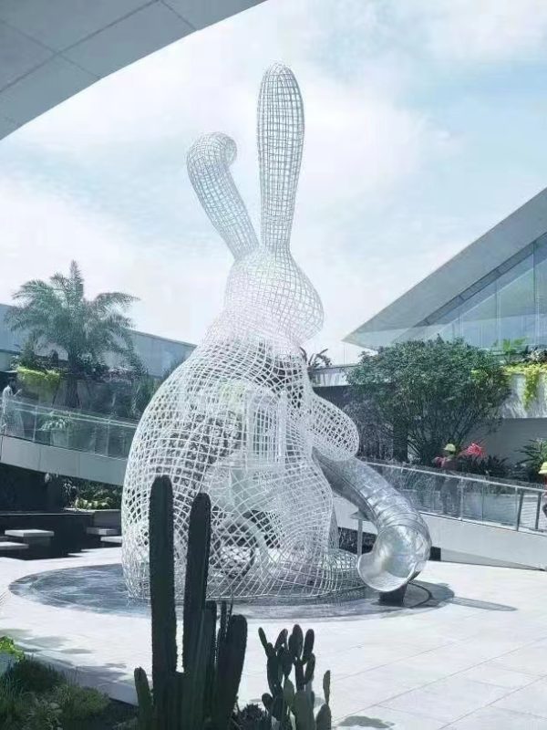 Exquisite Bronze Rabbit Sculpture