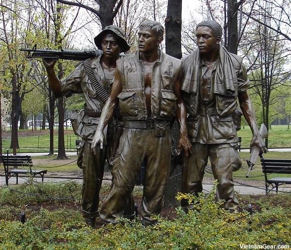 Vietnam US Army Memorial Sculpture