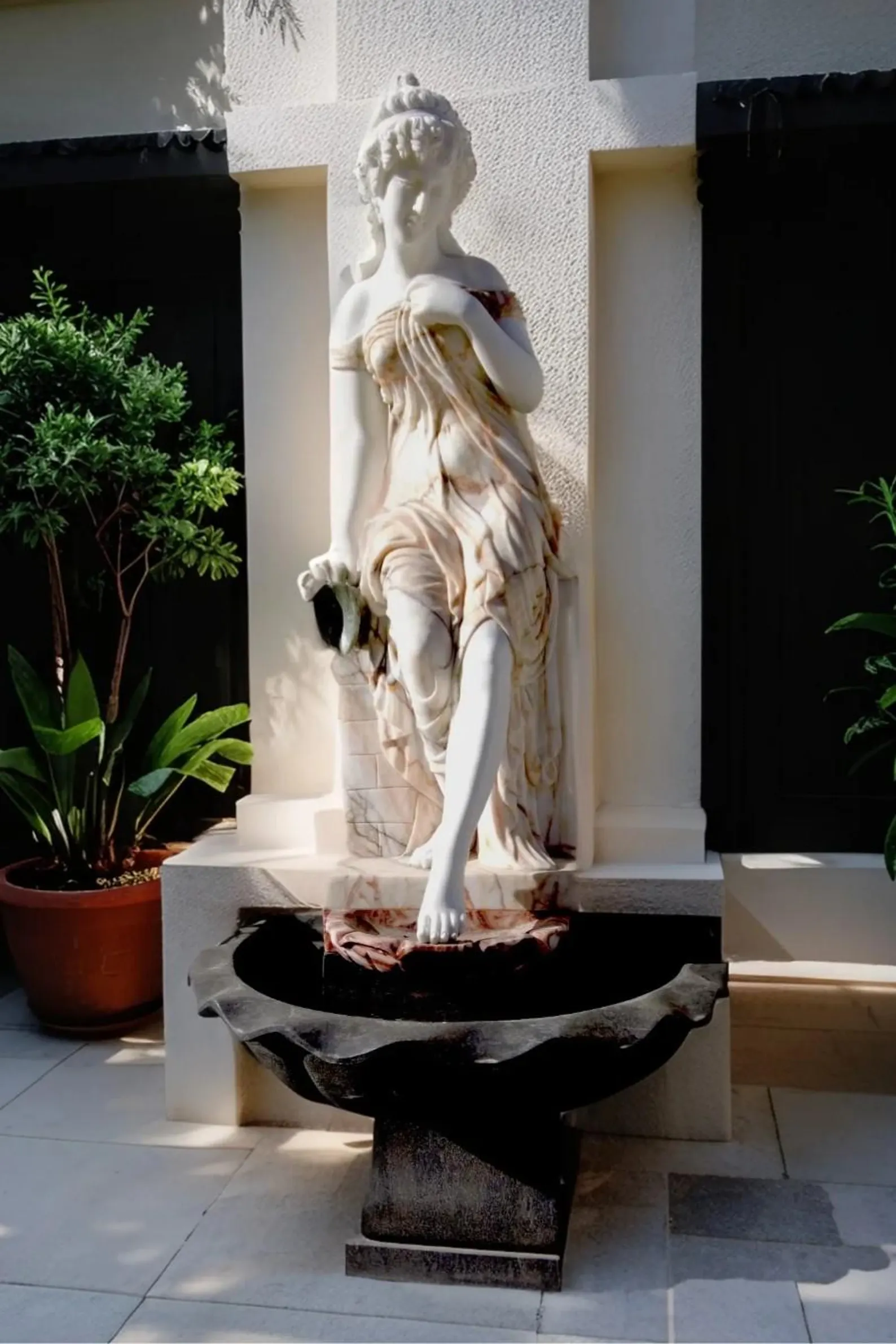 Elegant Cascade Fountain
