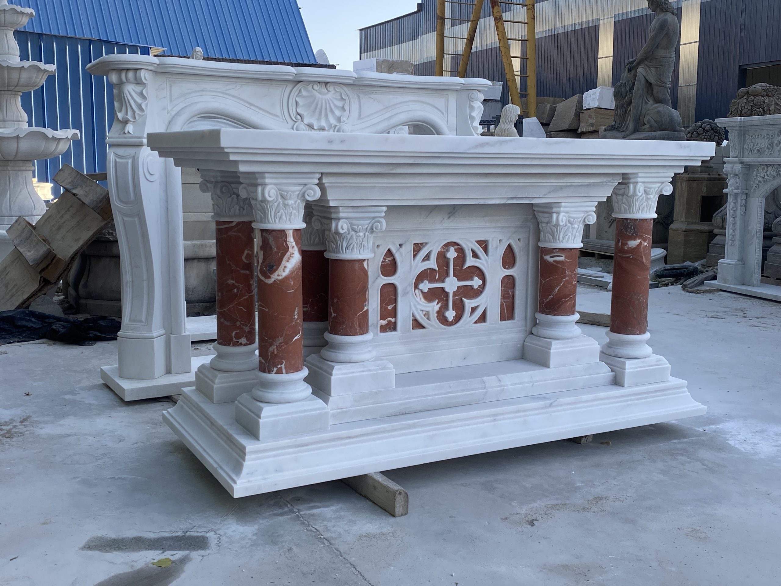 Altar 1: A Masterpiece of Architectural Sculpture