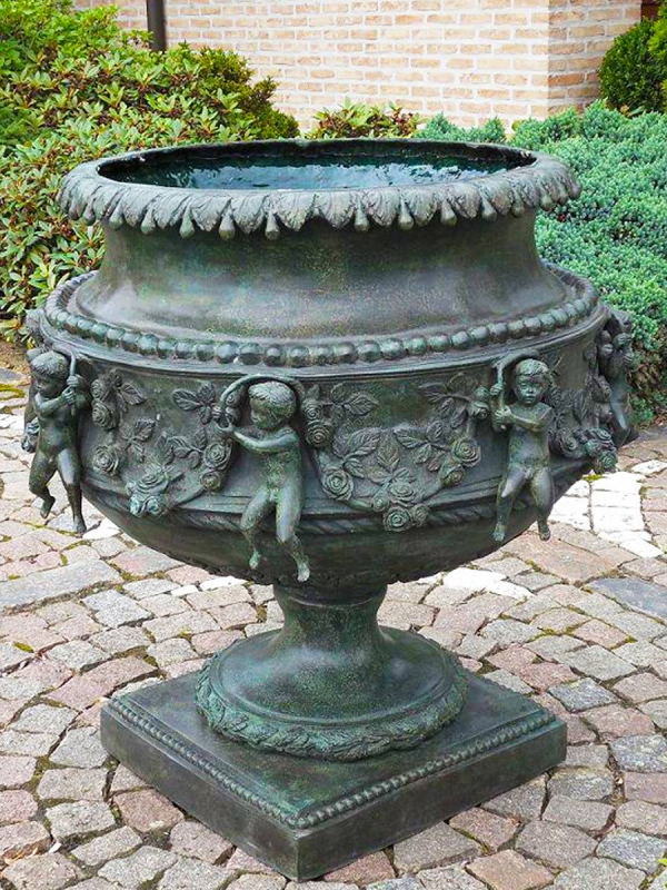 Bronze Architectural Sculpture – Serenity in Form