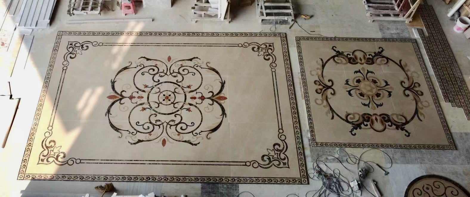 Elegant Floor Mosaic Design (2)
