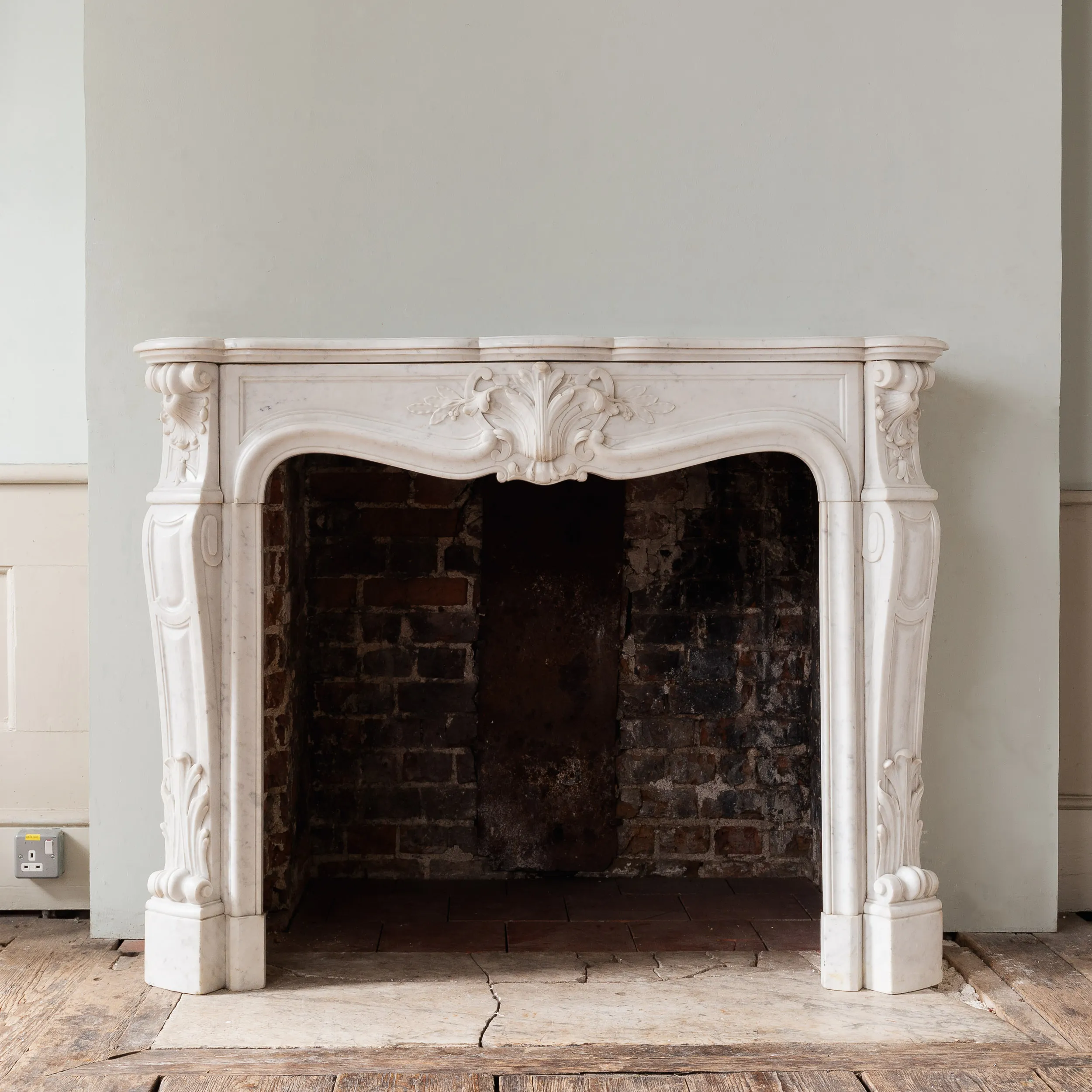 Elegant Marble Fireplace No. 91